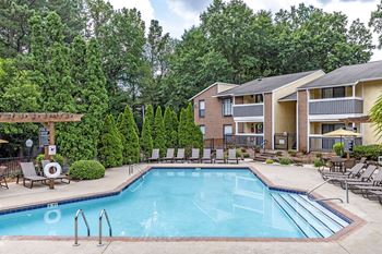 Sparkling swimming pool
